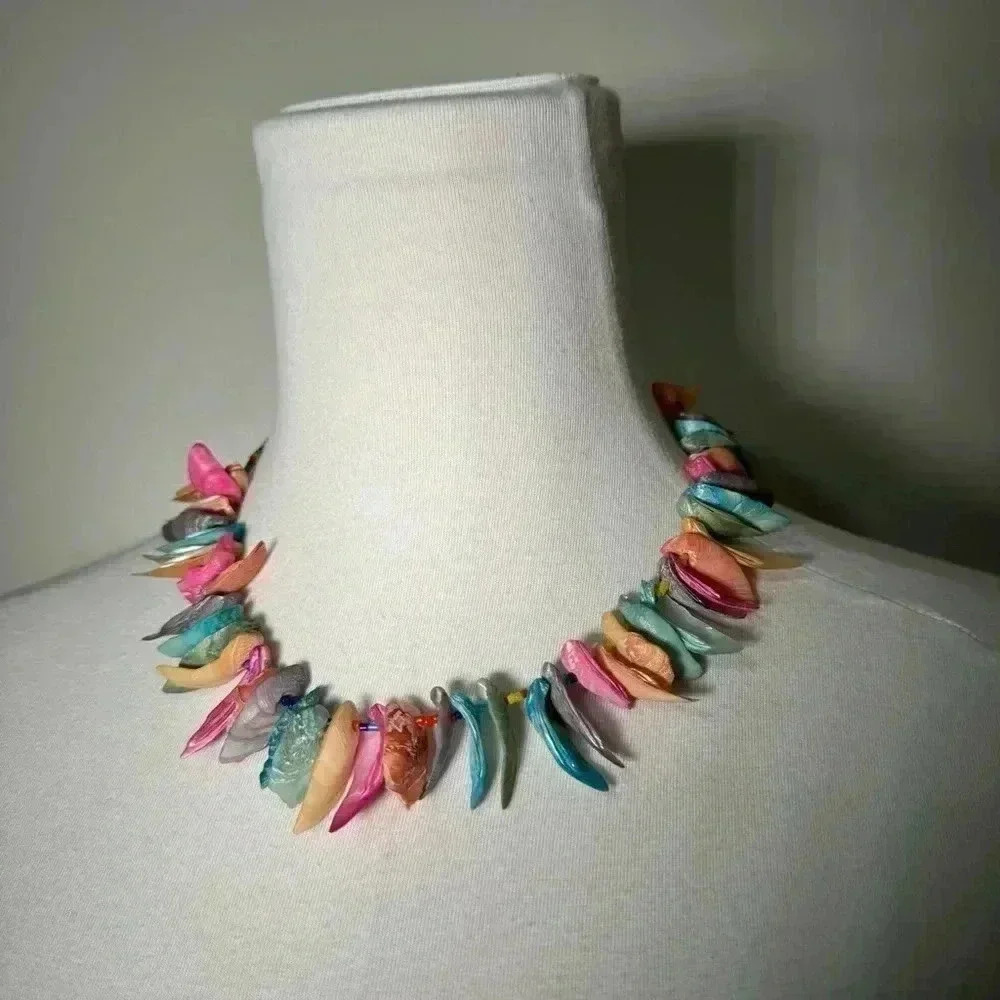 Shell tropical  necklace - Picture 2 of 5